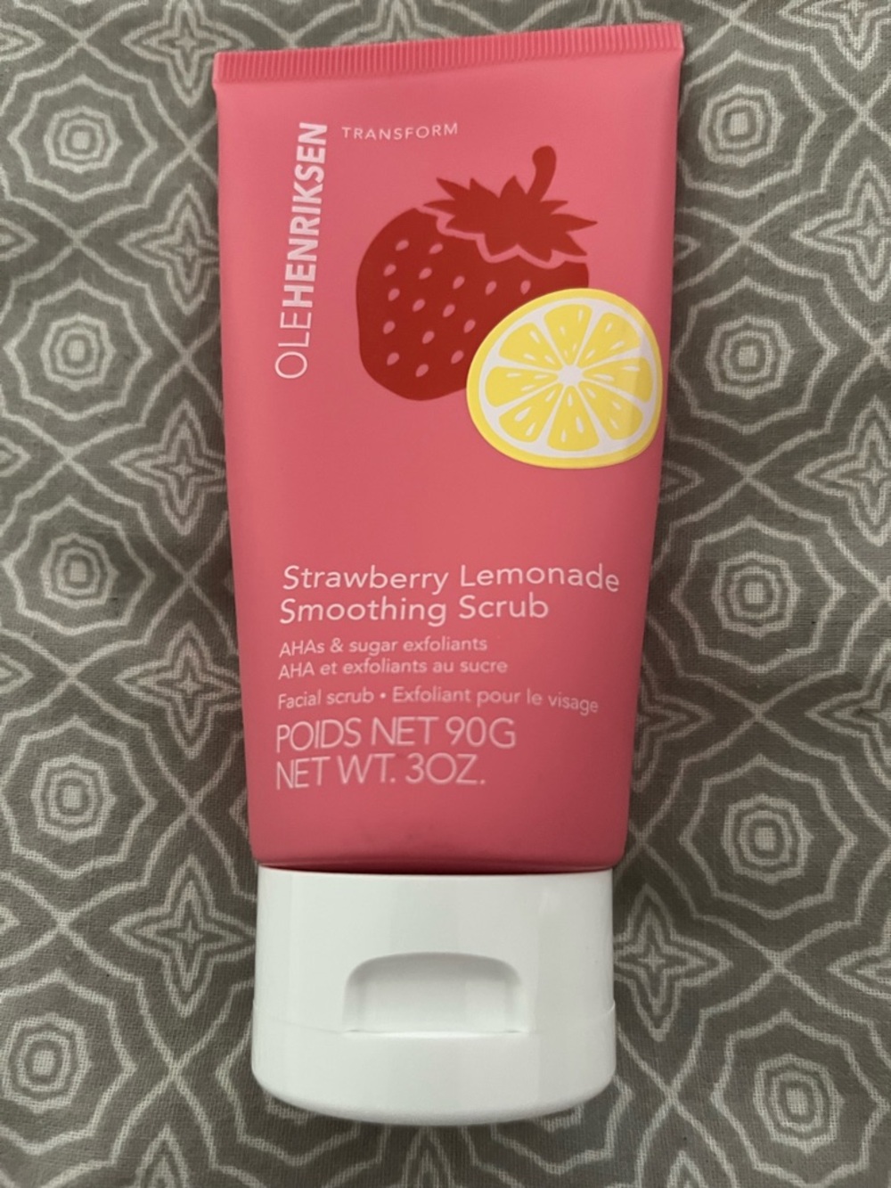 OLEHENRIKSEN Strawberry Lemonade Smoothing Scrub